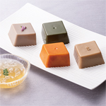 <京料理美濃吉>胡麻豆腐とすっぽん煮凝り